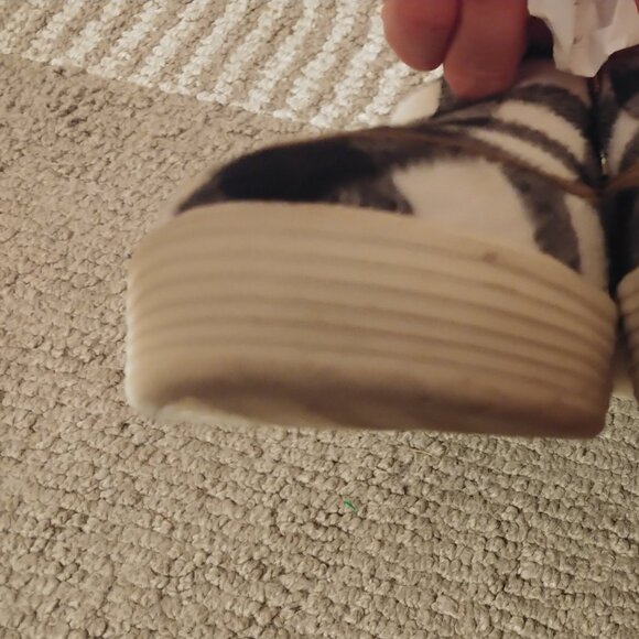 HEY DUDE black plaid women's slip-on shoes size W7 - Picture 10 of 11